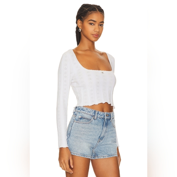 15. NWOT ALEXANDER WANG LOGO SCOOP LONG SLEEVE PULLOVER IN SOFT WHITE - Picture 2 of 10